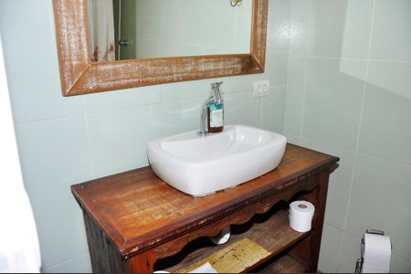 Apartamento à venda com 78m², 2 quartos e 1 vaga Apartamento à venda com 78m², 2 quartos e 1 vagaDetalhe - Banheiro Social com Banheira