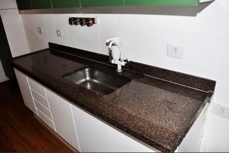 Apartamento à venda com 78m², 2 quartos e 1 vaga Apartamento à venda com 78m², 2 quartos e 1 vagaDetalhe - Cozinha Americana