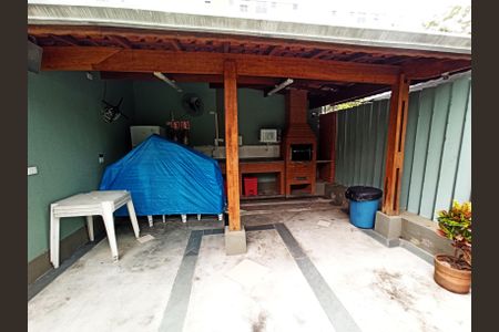 Apartamento à venda com 78m², 2 quartos e 1 vaga Apartamento à venda com 78m², 2 quartos e 1 vagaChurrasqueira