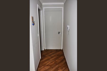 Apartamento à venda com 78m², 2 quartos e 1 vaga Apartamento à venda com 78m², 2 quartos e 1 vagaDetalhe - Hall Apto.