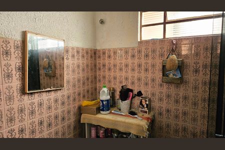 Casa para alugar com 300m², 3 quartos e 7 vagasBanheiro Social