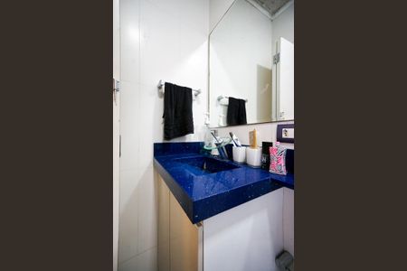 Casa à venda com 380m², 3 quartos e 2 vagasBanheiro da suíte 01