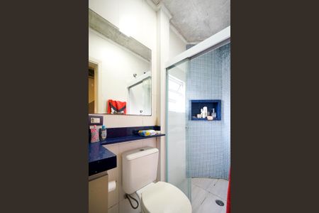 Casa à venda com 380m², 3 quartos e 2 vagasBanheiro da suíte 01
