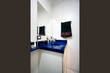Casa à venda com 380m², 3 quartos e 2 vagasBanheiro da suíte 03