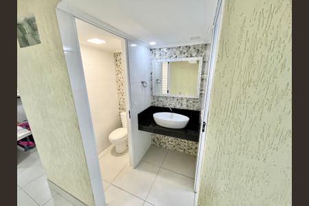 Casa à venda com 247m², 3 quartos e 5 vagasBanheiro da Garagem