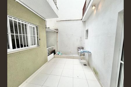 Casa à venda com 247m², 3 quartos e 5 vagasQuintal