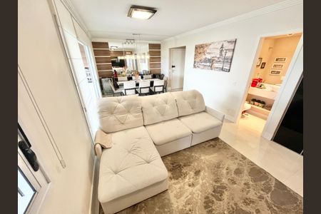 Apartamento à venda com 121m², 3 quartos e 2 vagas Apartamento à venda com 121m², 3 quartos e 2 vagasSala
