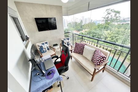Apartamento à venda com 121m², 3 quartos e 2 vagas Apartamento à venda com 121m², 3 quartos e 2 vagasVaranda da Sala