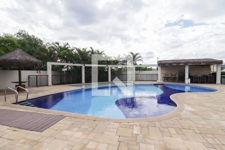 Apartamento à venda com 121m², 3 quartos e 2 vagas Apartamento à venda com 121m², 3 quartos e 2 vagasÁrea comum - Piscina