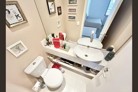 Apartamento à venda com 121m², 3 quartos e 2 vagas Apartamento à venda com 121m², 3 quartos e 2 vagasLavabo