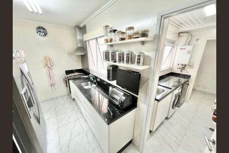 Apartamento à venda com 121m², 3 quartos e 2 vagas Apartamento à venda com 121m², 3 quartos e 2 vagasCozinha
