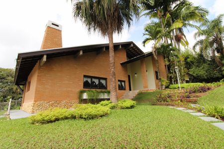 Casa de condomínio para alugar com 464m², 5 quartos e 9 vagasÁrea Externa