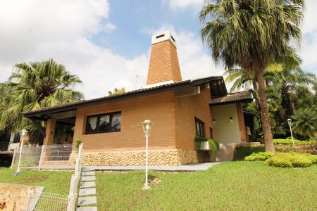 Casa de condomínio para alugar com 464m², 5 quartos e 9 vagasÁrea Externa