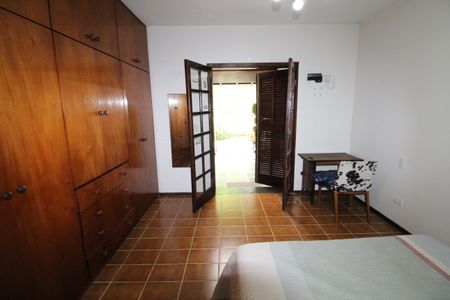 Casa de condomínio para alugar com 464m², 5 quartos e 9 vagasQuarto 3