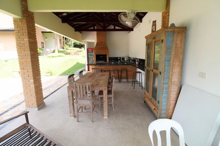 Casa de condomínio para alugar com 464m², 5 quartos e 9 vagasÁrea Externa