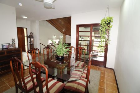 Casa de condomínio para alugar com 464m², 5 quartos e 9 vagasSala 2