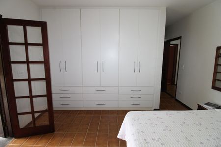 Casa de condomínio para alugar com 464m², 5 quartos e 9 vagasSuíte 1