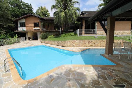 Casa de condomínio para alugar com 464m², 5 quartos e 9 vagasÁrea Externa