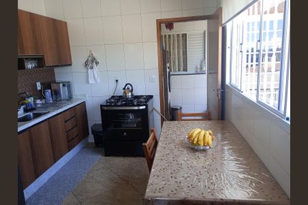 Casa para alugar com 64m², 2 quartos e 1 vagaCozinha