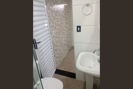 Casa para alugar com 64m², 2 quartos e 1 vagaBanheiro