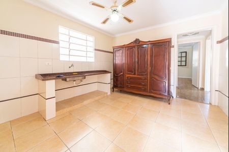 Casa para alugar com 120m², 2 quartos e 1 vagaCozinha 