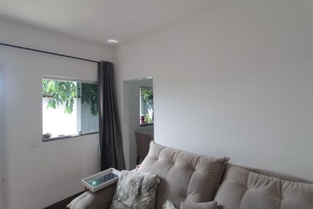 Casa à venda com 390m², 3 quartos e 4 vagasCasa 2 | Sala