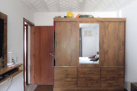 Casa à venda com 390m², 3 quartos e 4 vagasCasa 2 | Quarto 1