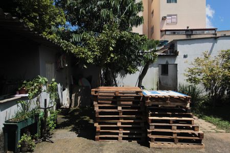 Casa à venda com 390m², 3 quartos e 4 vagasQuintal