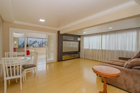 Sala de apartamento para alugar com 4 quartos, 218m² em Jardim Itu, Porto Alegre
