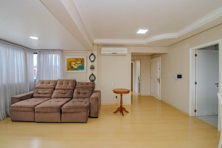 Sala de apartamento para alugar com 4 quartos, 218m² em Jardim Itu, Porto Alegre