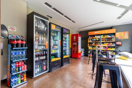 Apartamento para alugar com 33m², 1 quarto e sem vagaMini Mercado