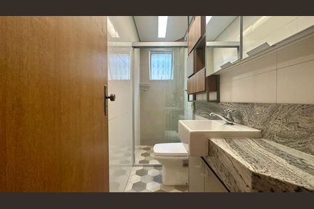 Apartamento à venda com 122m², 3 quartos e 2 vagas Apartamento à venda com 122m², 3 quartos e 2 vagasBanheiro