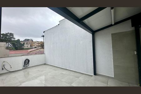 Apartamento à venda com 122m², 3 quartos e 2 vagas Apartamento à venda com 122m², 3 quartos e 2 vagasTerraço