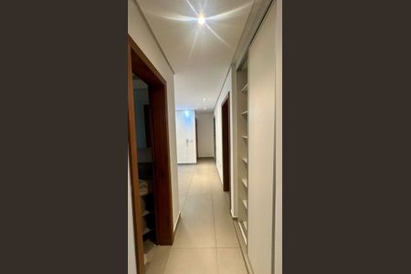 Apartamento à venda com 122m², 3 quartos e 2 vagas Apartamento à venda com 122m², 3 quartos e 2 vagasCorredor