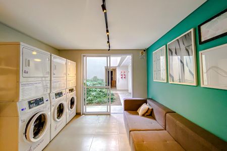 Apartamento à venda com 38m², 2 quartos e sem vagaÁrea comum