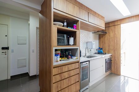 Apartamento à venda com 134m², 3 quartos e 2 vagas Apartamento à venda com 134m², 3 quartos e 2 vagasCozinha