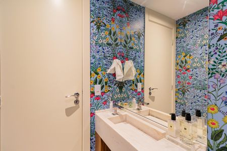 Apartamento à venda com 134m², 3 quartos e 2 vagas Apartamento à venda com 134m², 3 quartos e 2 vagasLavabo