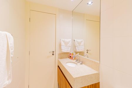 Apartamento à venda com 134m², 3 quartos e 2 vagas Apartamento à venda com 134m², 3 quartos e 2 vagasBanheiro da Suíte 3