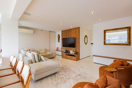 Apartamento à venda com 134m², 3 quartos e 2 vagas Apartamento à venda com 134m², 3 quartos e 2 vagasSala