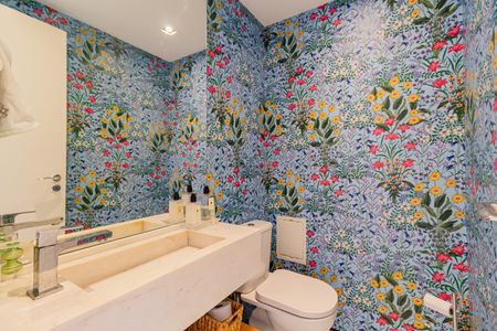 Apartamento à venda com 134m², 3 quartos e 2 vagas Apartamento à venda com 134m², 3 quartos e 2 vagasLavabo