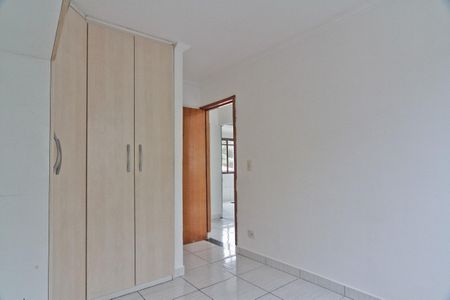 Quarto 1 de apartamento para alugar com 2 quartos, 48m² em Parque Pan Americano, São Paulo