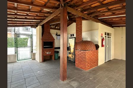 Apartamento à venda com 76m², 3 quartos e 2 vagasChurrasqueira