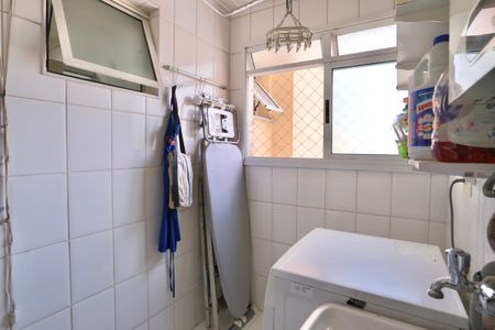 Apartamento à venda com 76m², 3 quartos e 2 vagasLavanderia