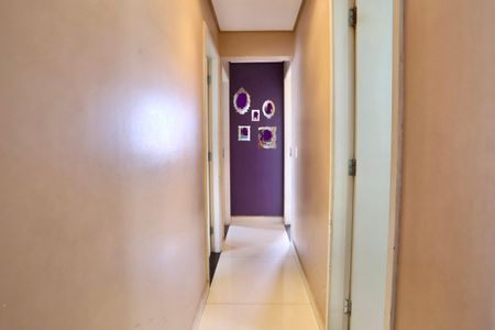 Apartamento à venda com 76m², 3 quartos e 2 vagasCorredor