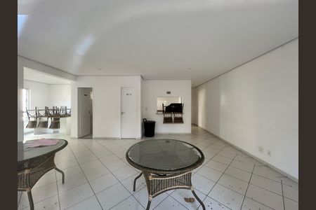 Apartamento à venda com 76m², 3 quartos e 2 vagasSalão de Festas