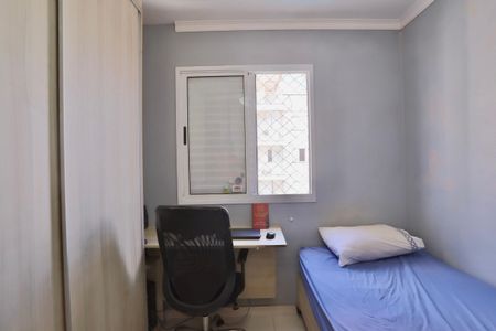 Apartamento à venda com 76m², 3 quartos e 2 vagasQuarto 2