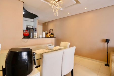 Apartamento à venda com 76m², 3 quartos e 2 vagasSala de Jantar