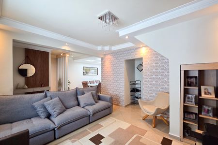 Sala de casa à venda com 3 quartos, 165m² em Conjunto Habitacional Trevo, São Bernardo do Campo