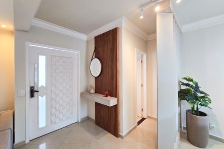 Entrada  de casa à venda com 3 quartos, 165m² em Conjunto Habitacional Trevo, São Bernardo do Campo