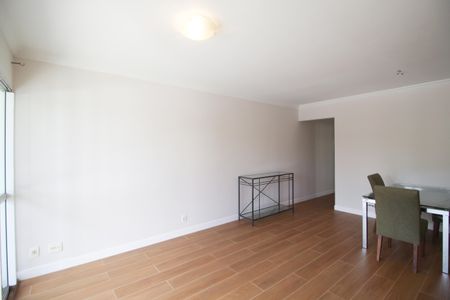 Sala de apartamento para alugar com 3 quartos, 94m² em Vila Olímpia, São Paulo